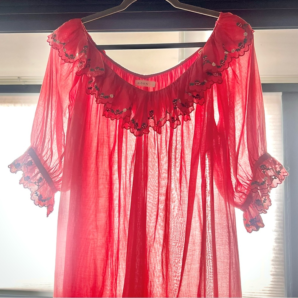 🍓♥️DÔEN ‘Chateau’ Embroidered Strawberry Ruffle Short Nightgown Dress XXS